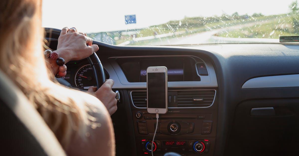 Sådan bliver du mere bevidst om vognbaneskift og sammenfletning i trafikken